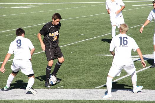 Boys soccer suffers disappointing loss in tournament championship game 