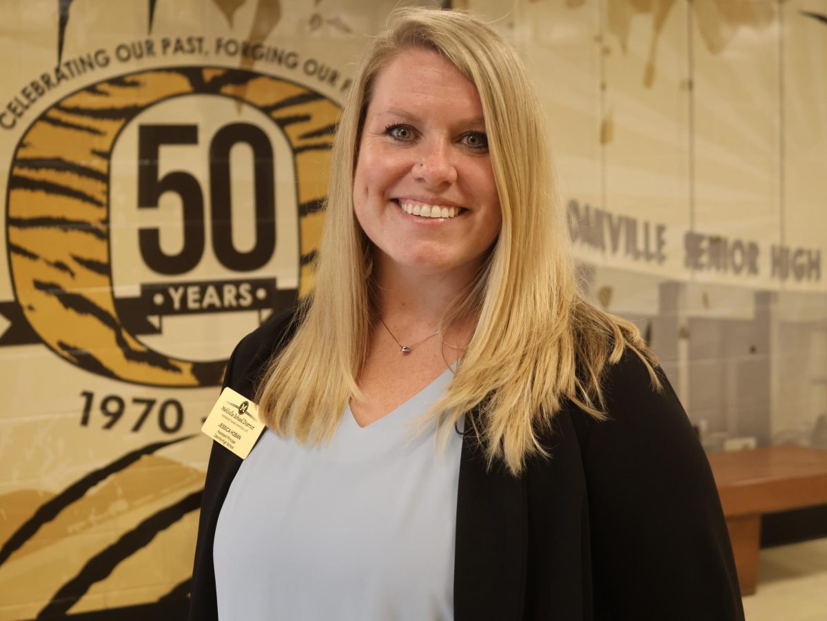 Starting in August of 2024, Jessica Hoban started her new job as assistant principal at OHS. “I really enjoyed being so welcomed at Oakville, and I hope to continue what I'm doing,” Hoban said, “and I hope that I’ve been received well here.” Hoban felt excited to join the staff at OHS.
