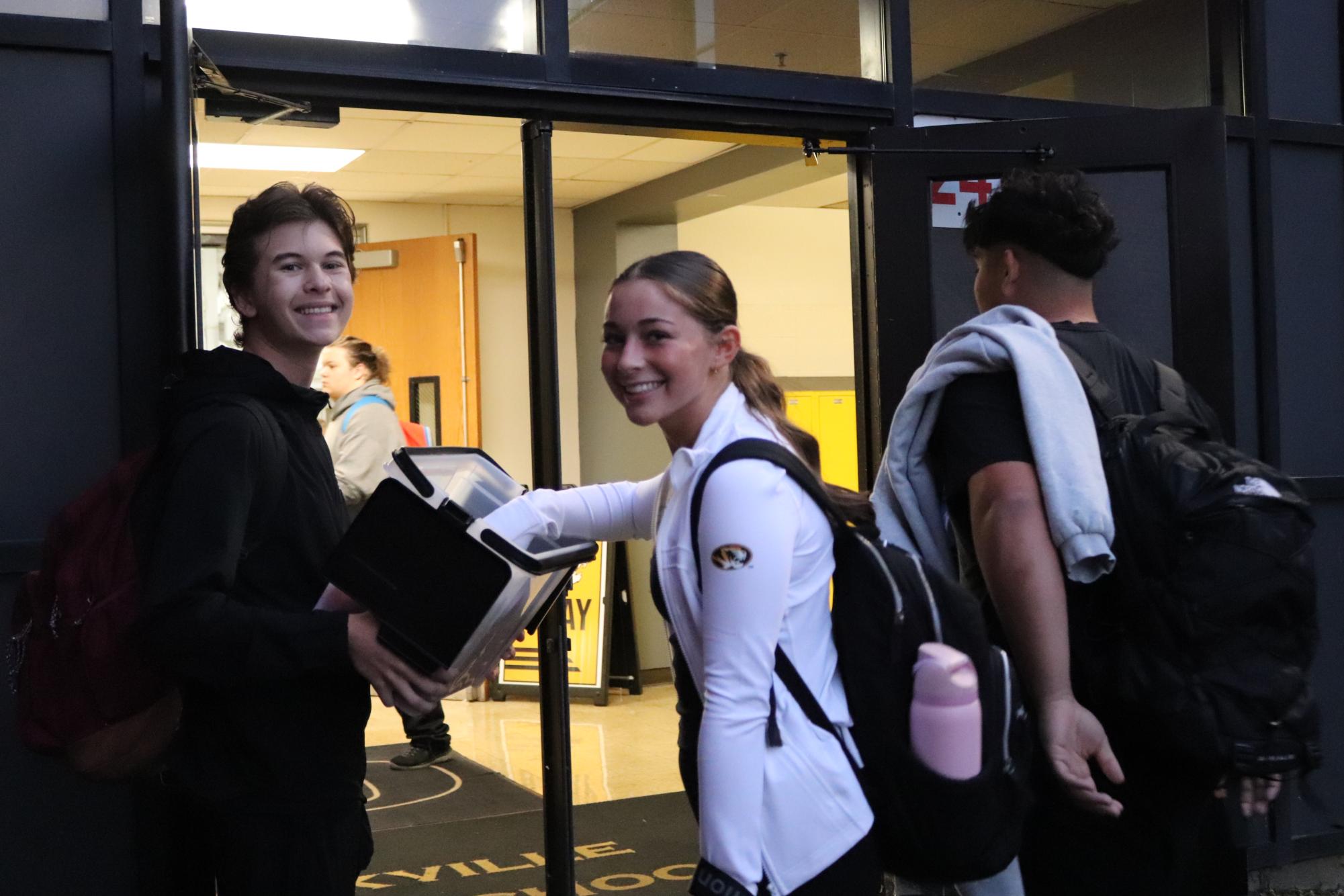 On Tuesday, Oct. 21, OHS students received a morning greeting from StuCo. "Hopefully they make everybody else energetic. I just think it's really fun to start everybody's day. I have a blast with it," Mikayle Le (10) said. StuCo gives out candy and plays music on days that may be a struggle for students to come to school.